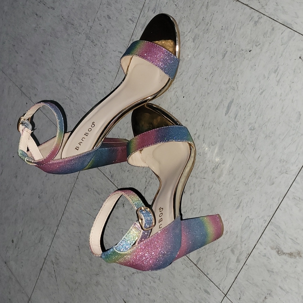 Shoes - Picture 2 of 3